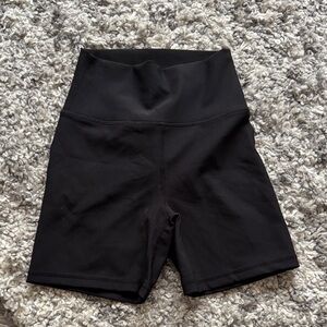 Wilo Butt Scrunch Biker Shorts